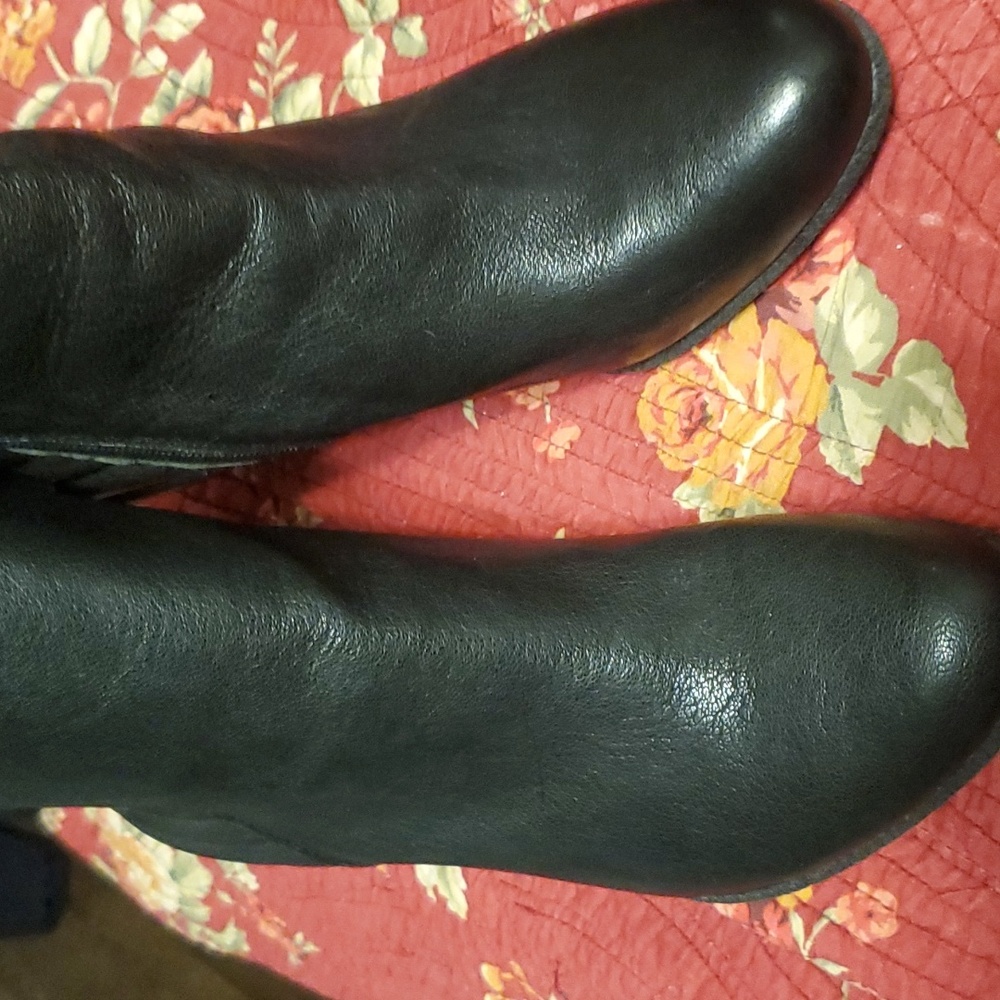 Ankle boots